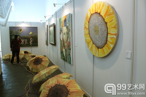 点击图片查看下一页 向日葵开放平台艺术作品展现场