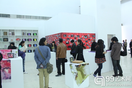 点击图片查看下一页 宋庄文化造镇成果展现场