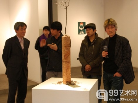 韩国蔚山大学研究生院中国绘画展亮相现实空间