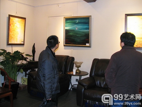 点击图片查看下一页 自由自在:曾醉油画展在财智邦国际艺术会馆展出