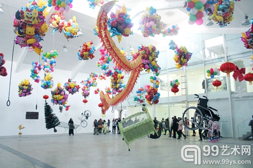 当代唐人艺术中心 王庆松个展《新年好》