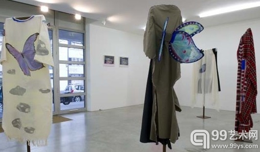 Ingrid Luche个展“The Turquoise Rabbit”巴黎开幕
