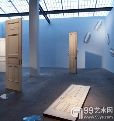 小野洋子的作品“Doors”（2011）