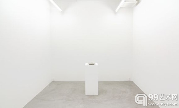 英国艺术家奥利弗·佩恩的首个画廊个展在日本举办