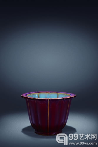 任星航 / Ren Xinghang 钧窑海棠红梅瓶Chün Ware Wintersweet Vase of Red Crabapple Color 陶瓷 / Ceramics 16×23 cm