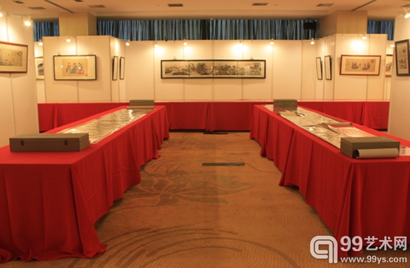 北京华辰2012春拍卖预展现场 苏绣版块