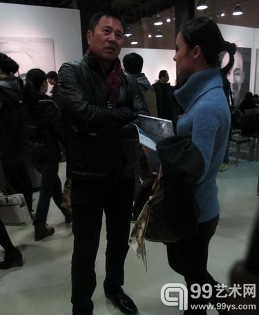 王沂东在中国写实画派2012年展现场