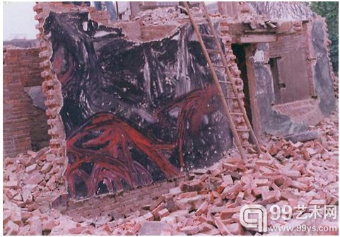“弘春里8号”画室墙上画的画 