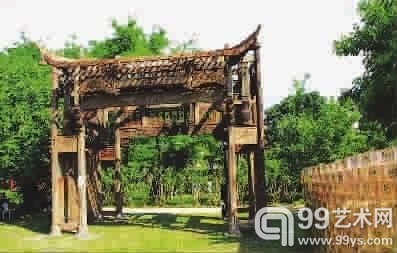 威尼斯中国馆策展人遭批