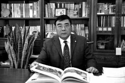 西安美院党委书记朱恪孝