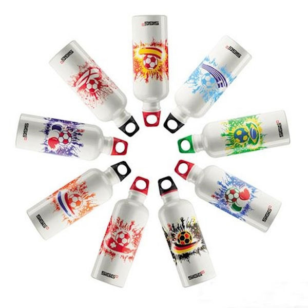 SIGG：“为足球喝彩！”