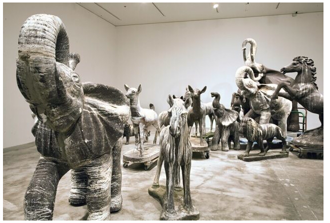 David Brooks作品《Still Life with Stampede and Guano》, 2011，American Contemporary画廊