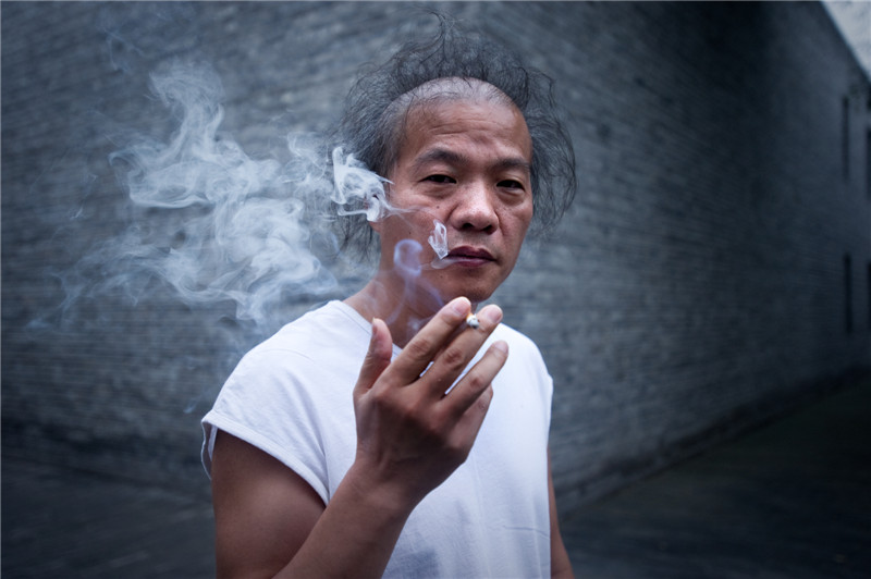 艺术家王庆松