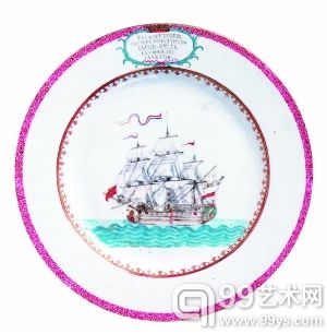 　　英国国立维多利亚与艾伯特博物馆藏《餐盘》，装饰以荷兰船弗雷堡号，并写有1756年年款。