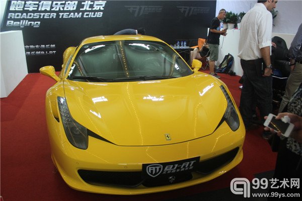 展会现场 法拉利跑车