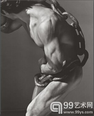 克里斯蒂·特灵顿，范思哲 3，米兰，1991 枷锁男，洛杉矶，1985​​