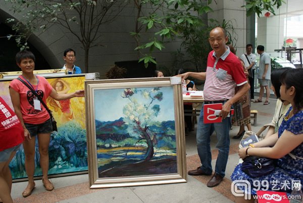 慈善义拍图片