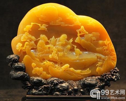 黄龙玉摆件
