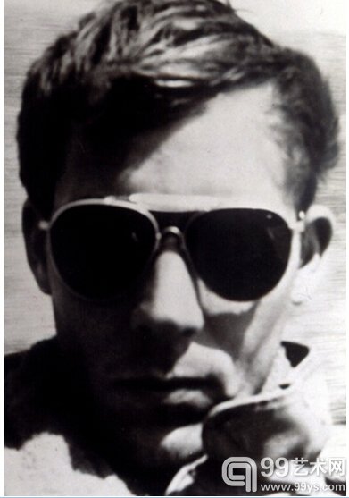 亨特·S·汤普森（Hunter S Thompson ）自拍照，1960年代