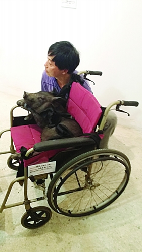 黄药“灵魂是一种尖叫” 艺术行为