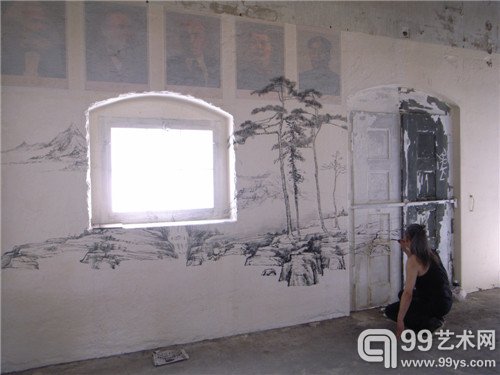 戴光郁在“北窗高卧图”布展现场