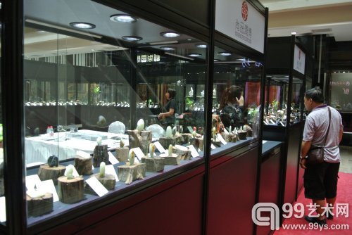 北京尚品润博2014第三届《尚品美玉》预展现场