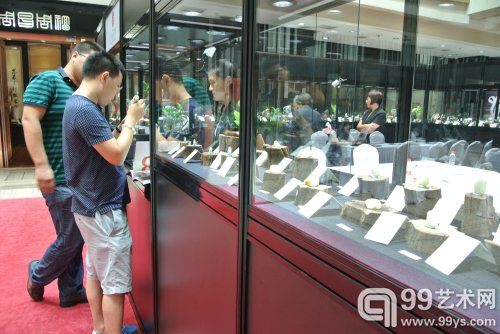 北京尚品润博2014第三届《尚品美玉》预展现场