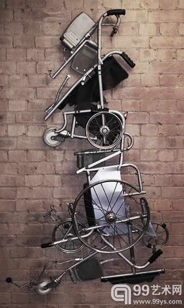 Tony Heaton作品《Breathe Nothing of Slaughter 》(2014)