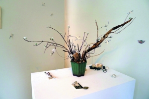 大陆艺术家陈蔚，《拾荒者笔记2014》，装置（实地材料、手工制作），2012~2014，台湾站