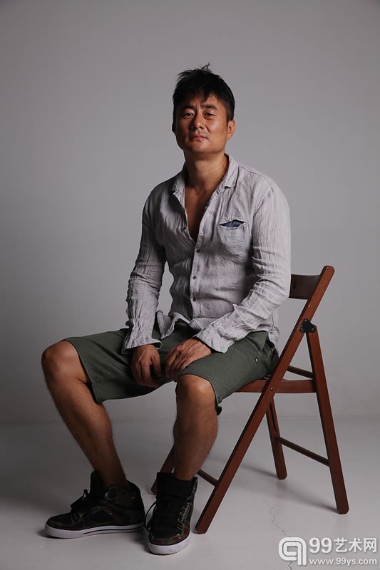 艺术家文倵