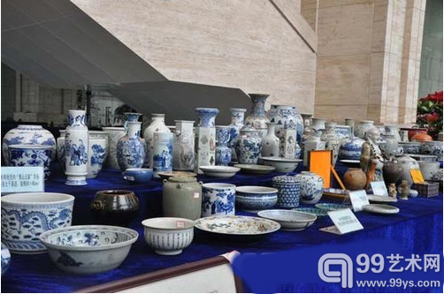 2009年9月24日，文强受贿物品，古董。