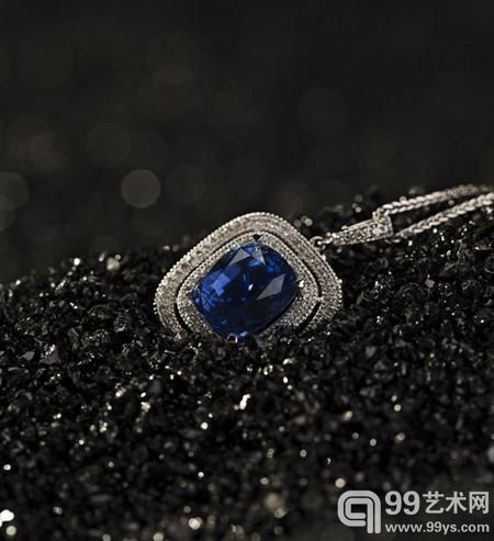 9.05克拉蓝宝石吊坠项链 估价：RMB150，000-200，000