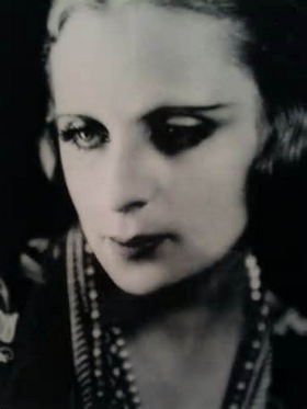 塔玛拉德兰陂卡（Tamara De Lempicka）