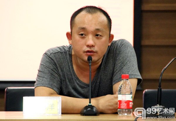 新闻发布会现场艺术家汪郁洋