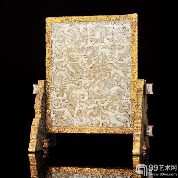白玉错金银螭龙纹抱金插屏