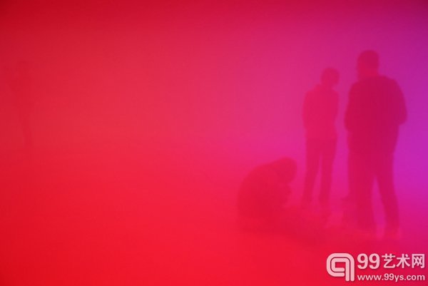 与马岩松合作创作的《感觉即真实》，UCCA