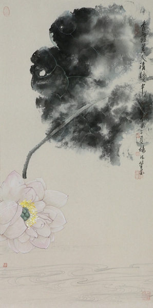 杨德《香露美人清镜中》69x35.5cm 2014年