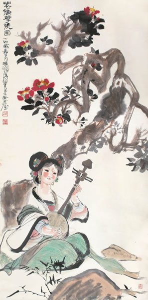 程十发 花阴擘阮图纸本立轴137 × 68 cm