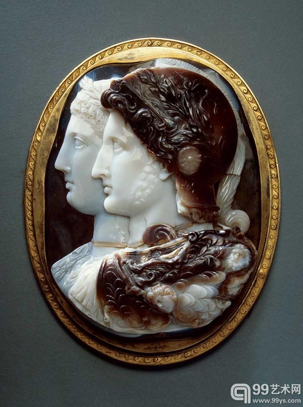 ​作者不详，《冈萨加浮雕》（The Gonzaga Cameo）​公元前3世纪​1814年由法国皇后约瑟芬赠予亚历山大一世​