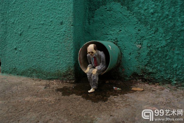 艺术家Isaac Cordal 迷你水泥人物雕塑
