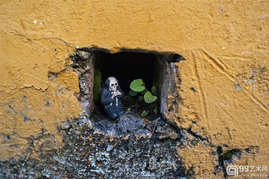 艺术家Isaac Cordal 迷你水泥人物雕塑