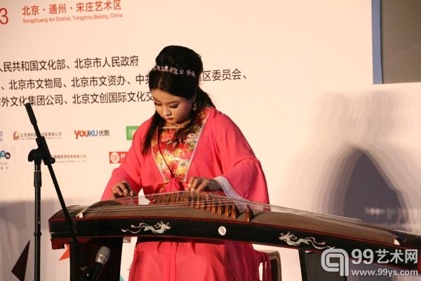 现场古琴演奏