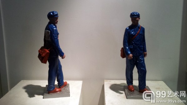 现场展出雕塑作品