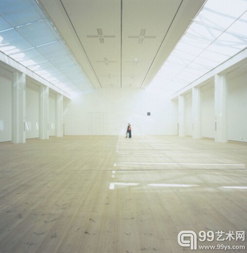 Susan Hiller, Clinic, 2004 