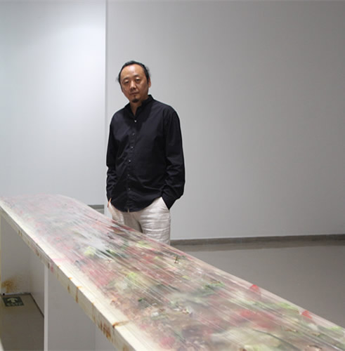 艺术家邵帆
