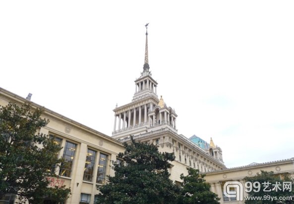 13.上海展览中心