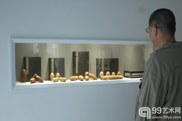 “7间房”明式家具大展现场之王世襄先生纪念室