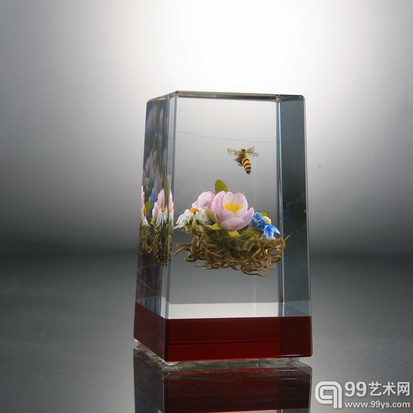玫瑰茶花体方体 by 保罗·史坦卡