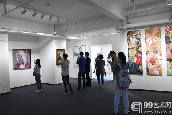 南京国际美术展预展现场