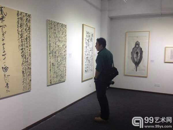 南京国际美术展预展现场